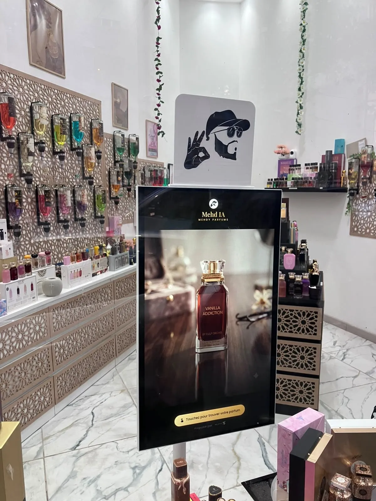 Borne Aura dans la parfumerie Les Parfums by Mehdy